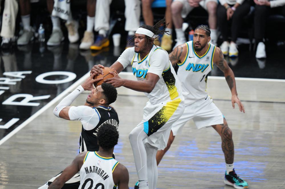 雷迪克表示如果詹姆斯感覺良好那麼就應該上場但我們希望能夠妥善處理這個問題.