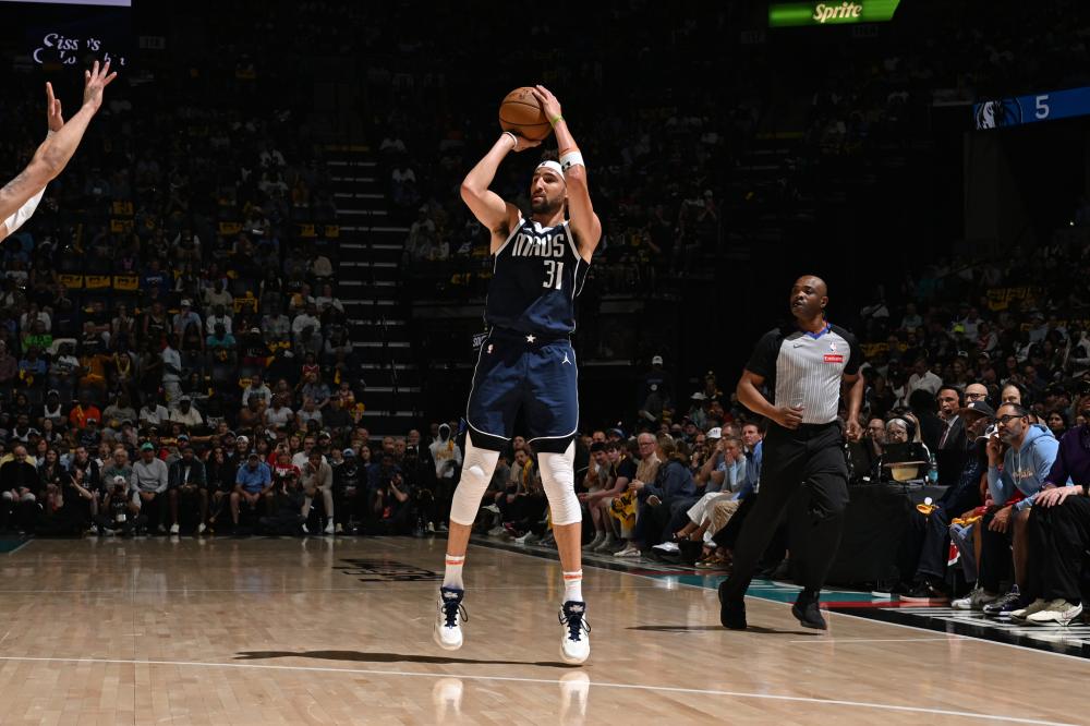 [NBA]莫兰特绝平抛投领衔2月26日NBA五佳球.